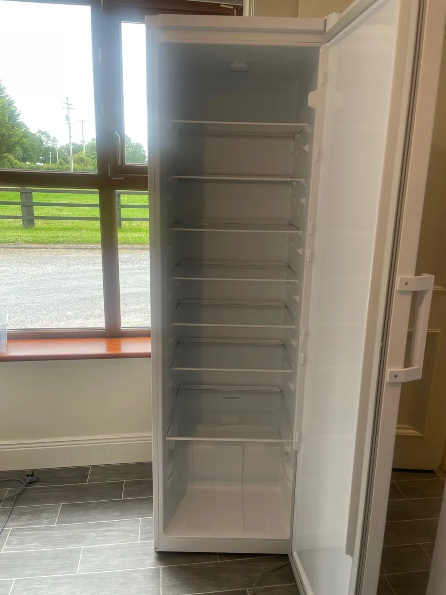 Free standing larder fridge - Image 1