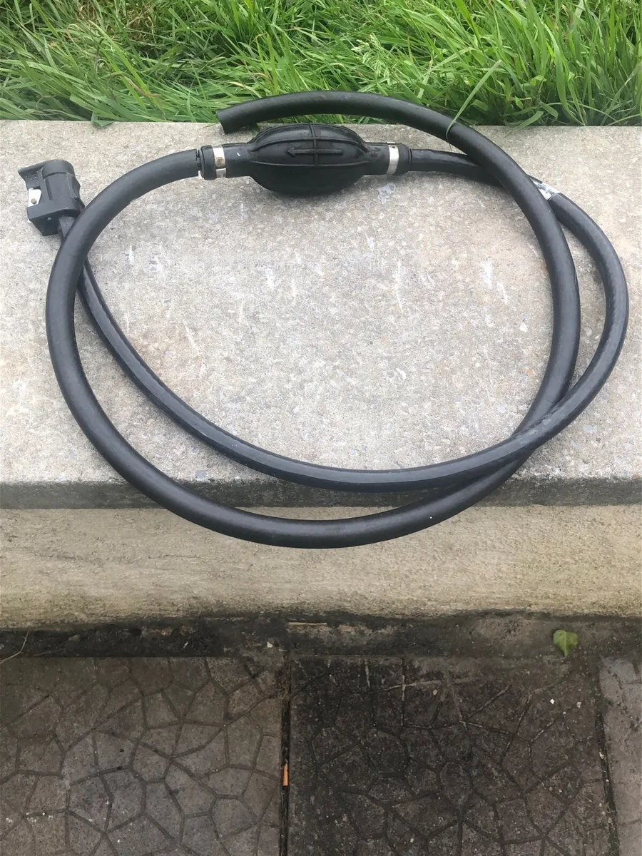 Fuel lines - Image 2