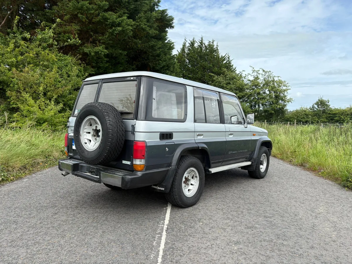 1992 Toyota Land Cruiser Prado - Image 2