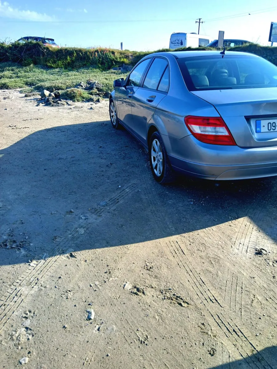 Mercedes Bens C Class - Image 4