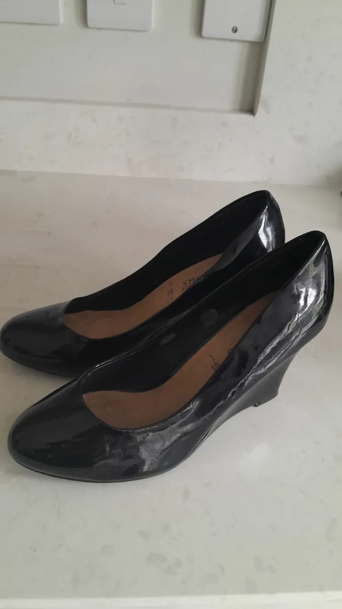 Patent leather wedges shoes - Image 1