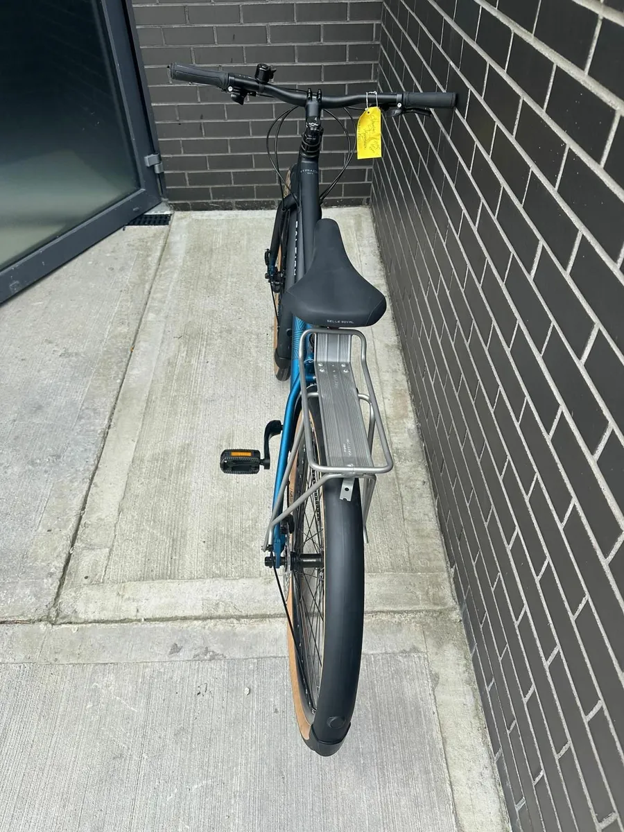 Bike & Helmet in great condition! - Image 4
