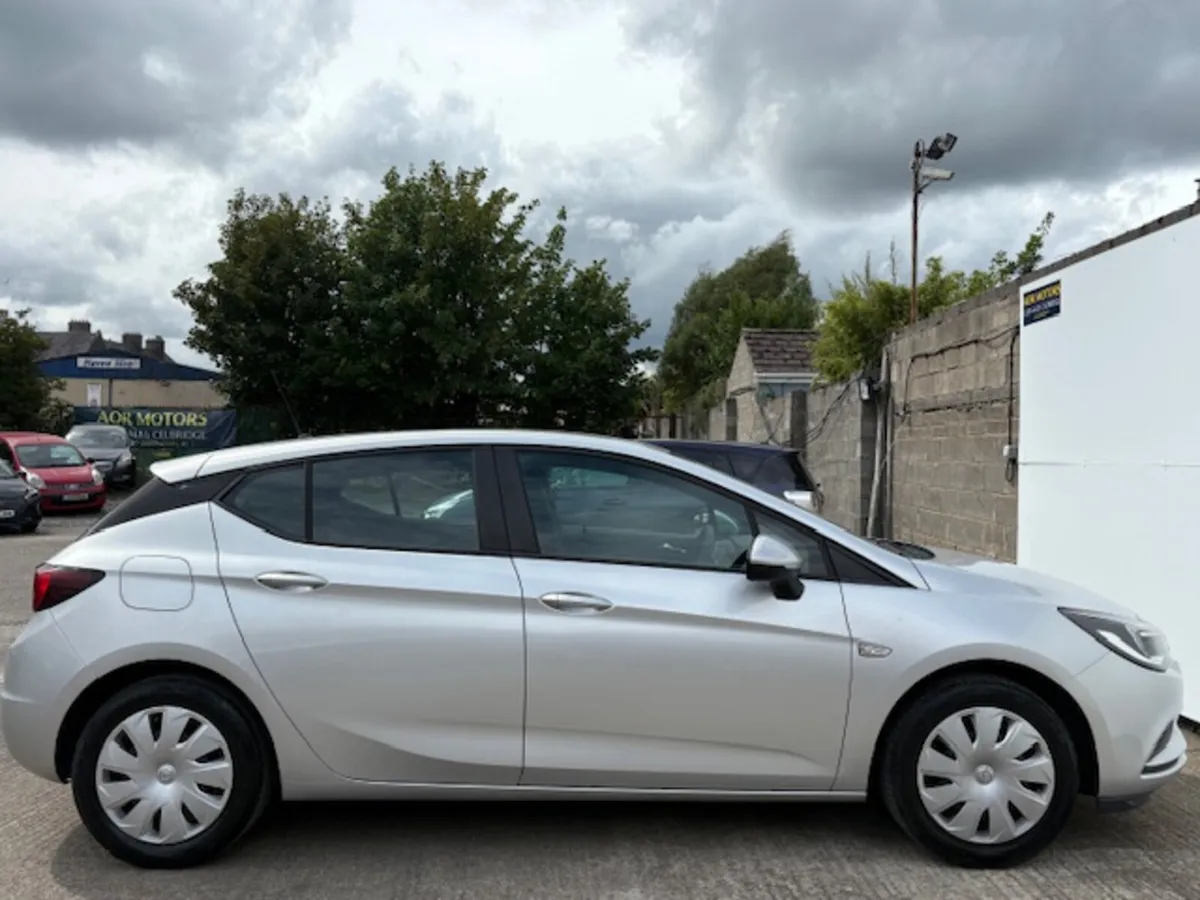 Opel Astra 2019 5 DOOR NCT 1.0 IRISH CAR - Image 3