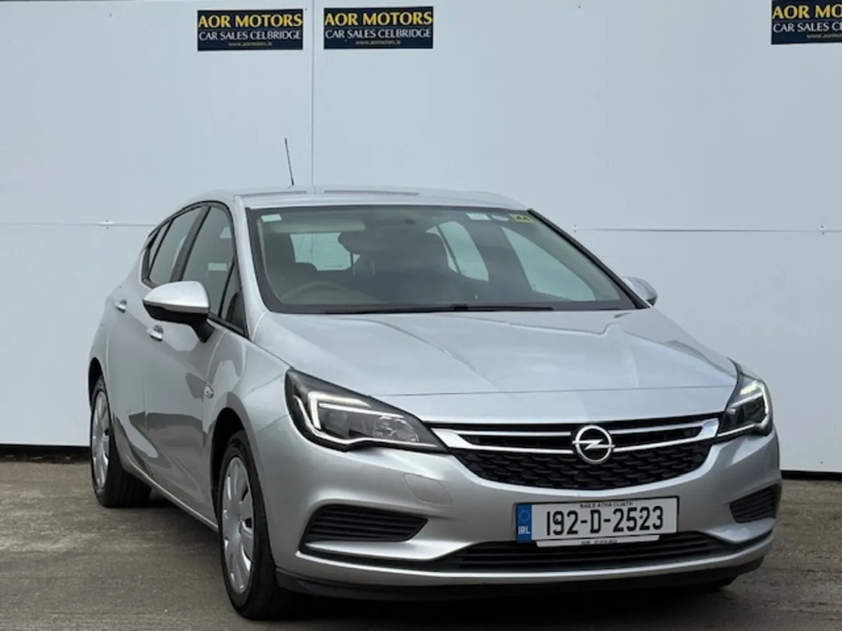 Opel Astra 2019 1.0 Hatchback NCT 2026 - Image 1