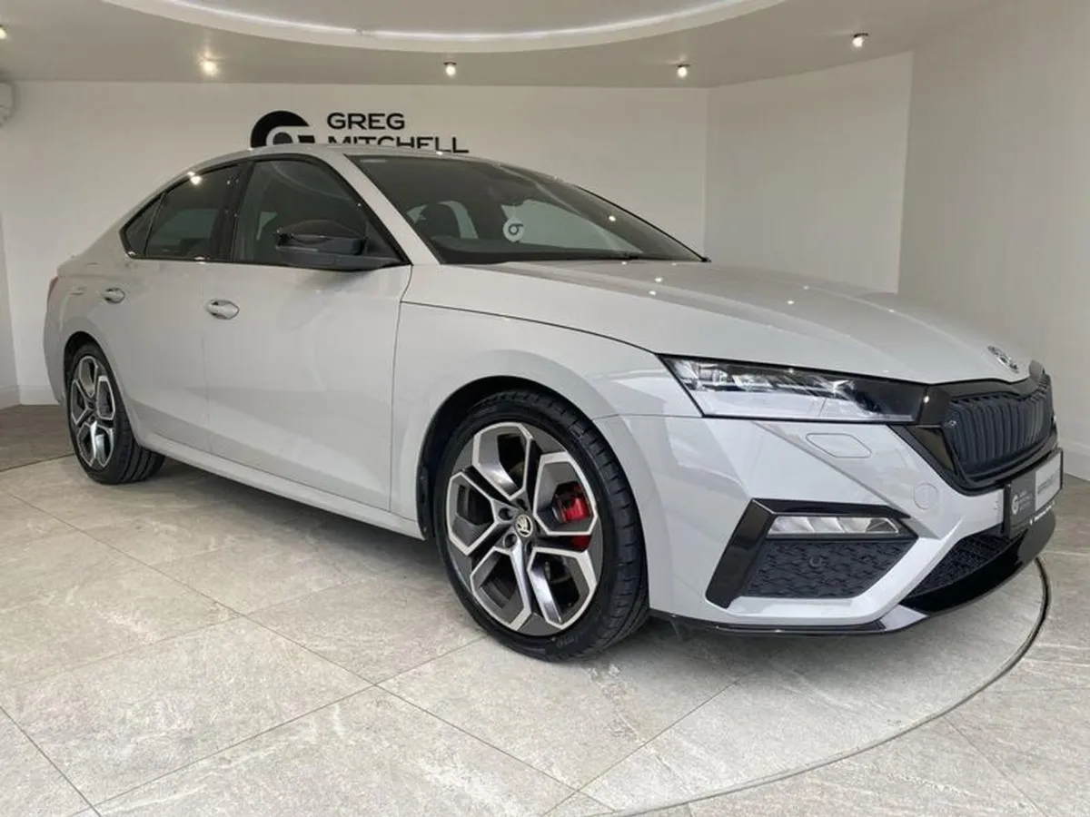 Skoda Octavia 2.0 TDI 200 vRS 5dr DSG - Image 1