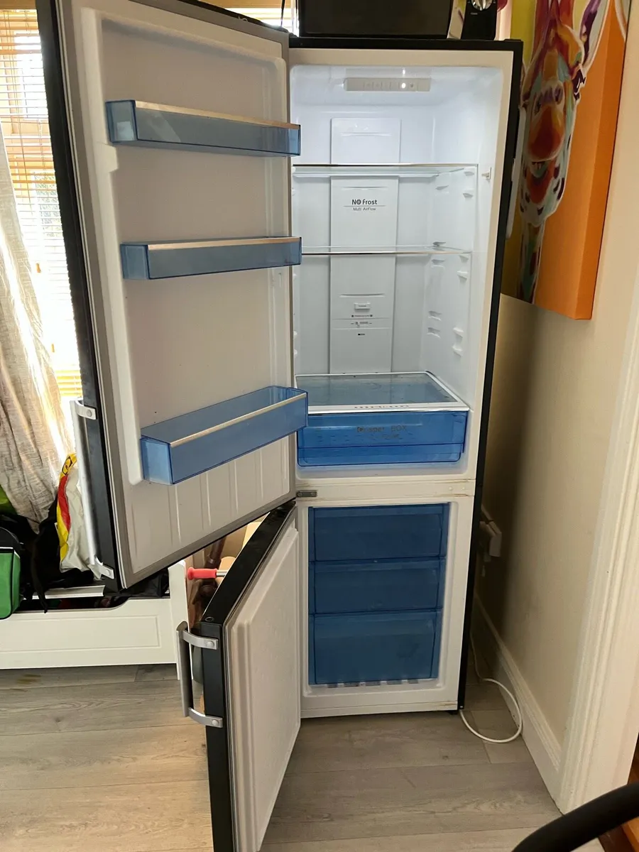 PowerPoint 60/40 fridge freezer - Image 2
