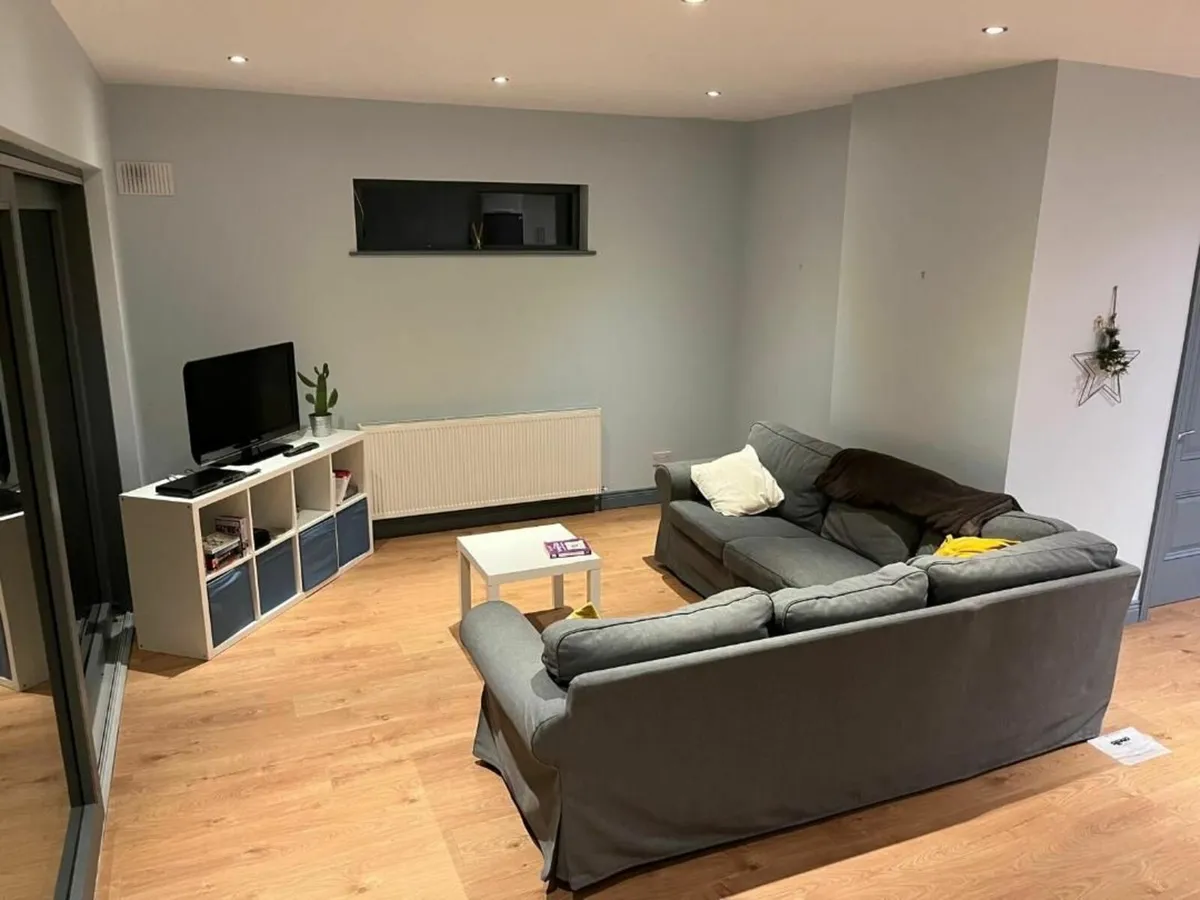 Corner sofa - Image 2
