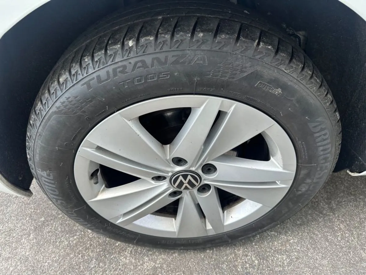 Volkswagen Golf 1.6 TDI 115 - Car Van - Image 3