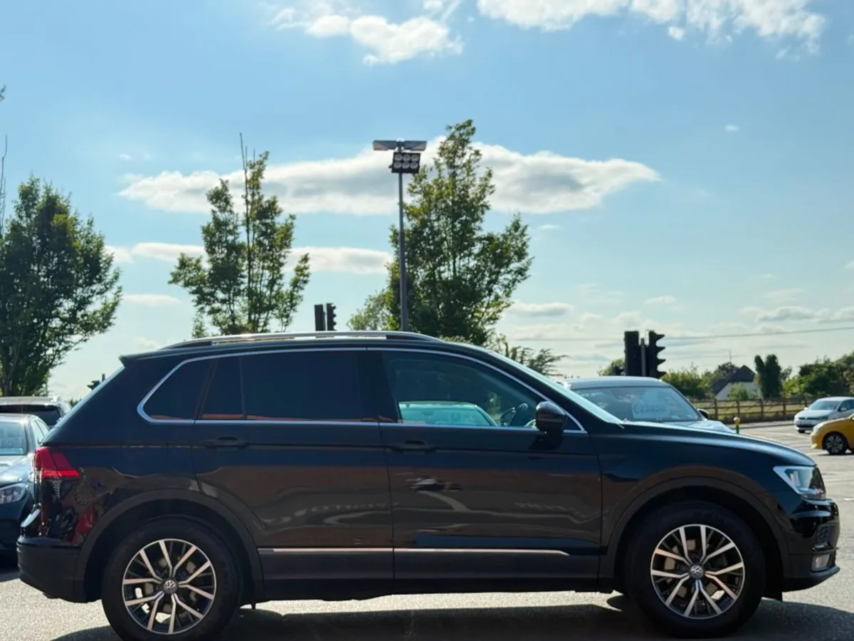 Volkswagen Tiguan Comfortline 2.0tdi 150HP Auto - Image 4