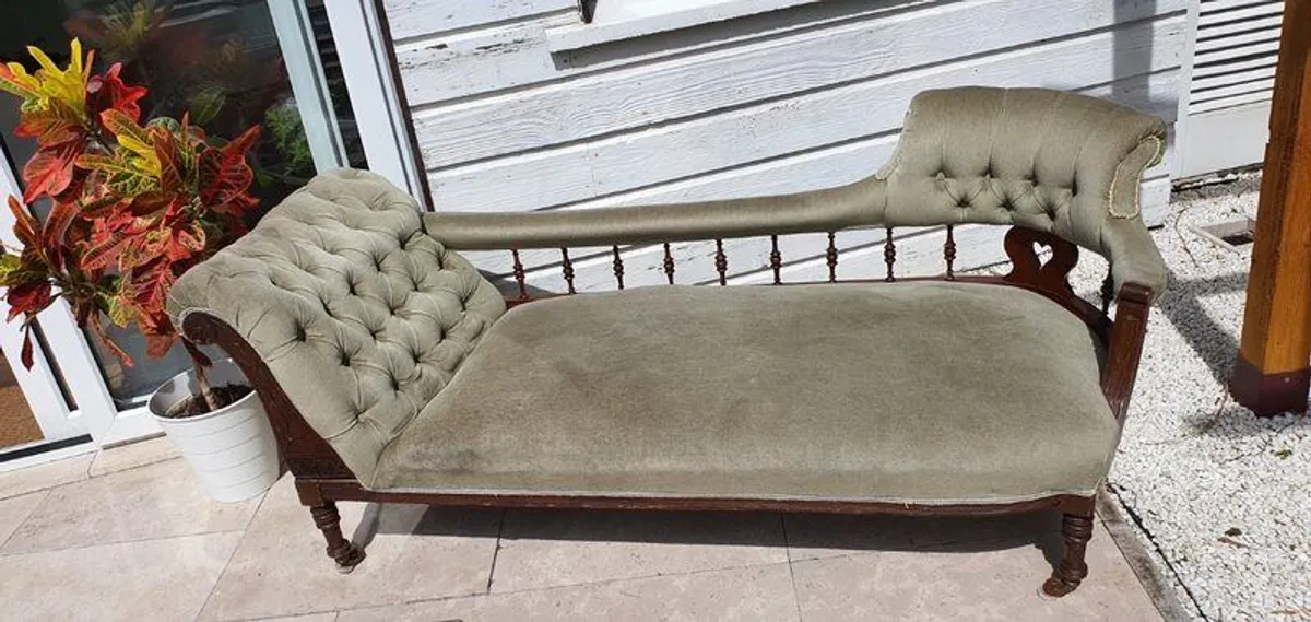 Beautiful victorian mahogany chaise lounge - Image 1
