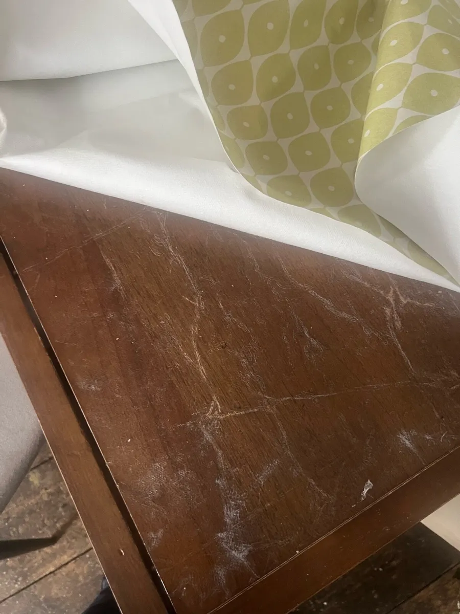 FREE Dining table and 6 chairs - Image 1