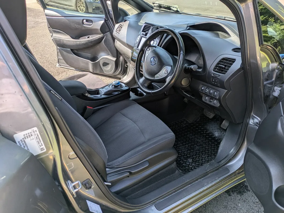 Nissan Leaf 2014 - Image 2