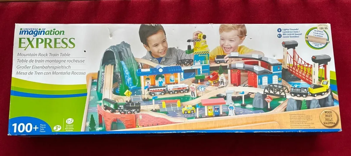 Mountain Rock Wooden 100 piece Train Set - Image 1
