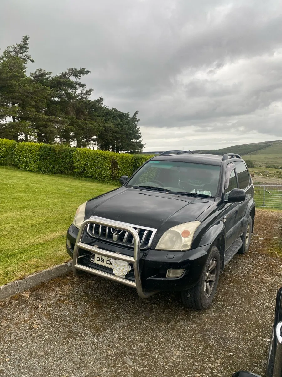 09 Toyota landcruiser