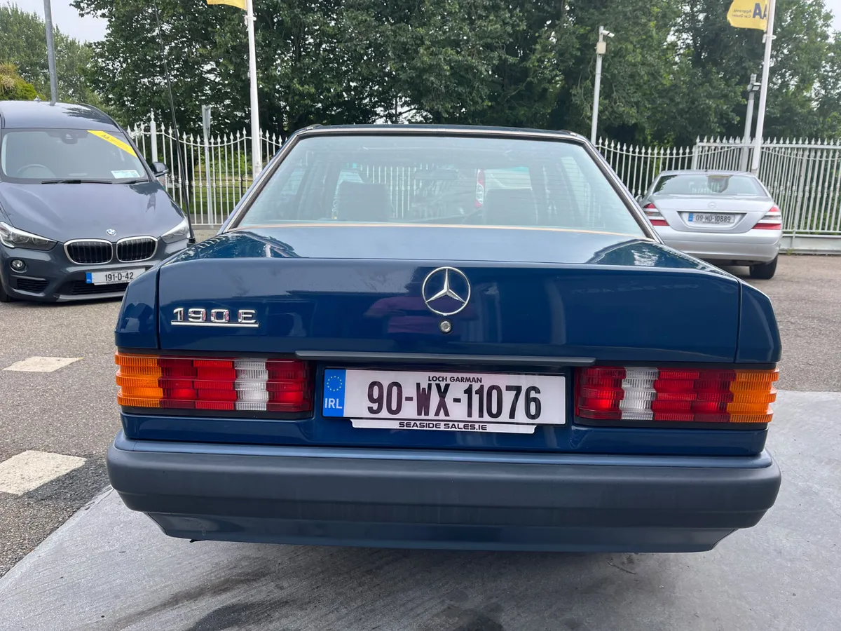 1990 Mercedes Benz 190e 2.0 - Image 3