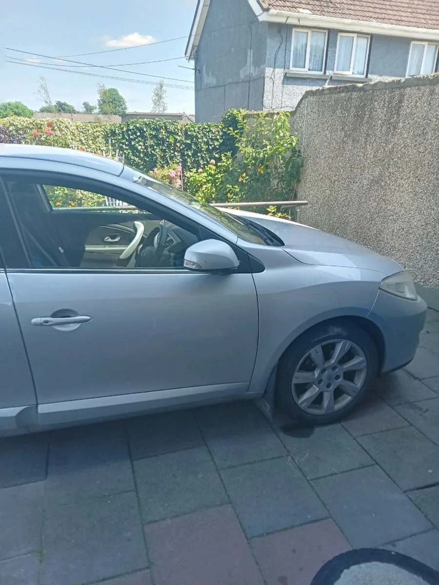 Car - Image 3