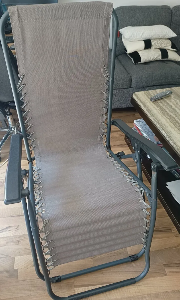 2 Brown Metal Sun Lounger - Image 4