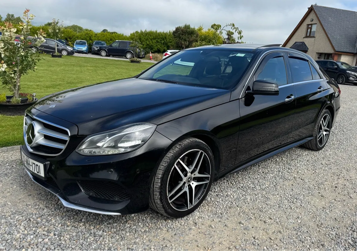 Mercedes E300 Automatic - Image 2