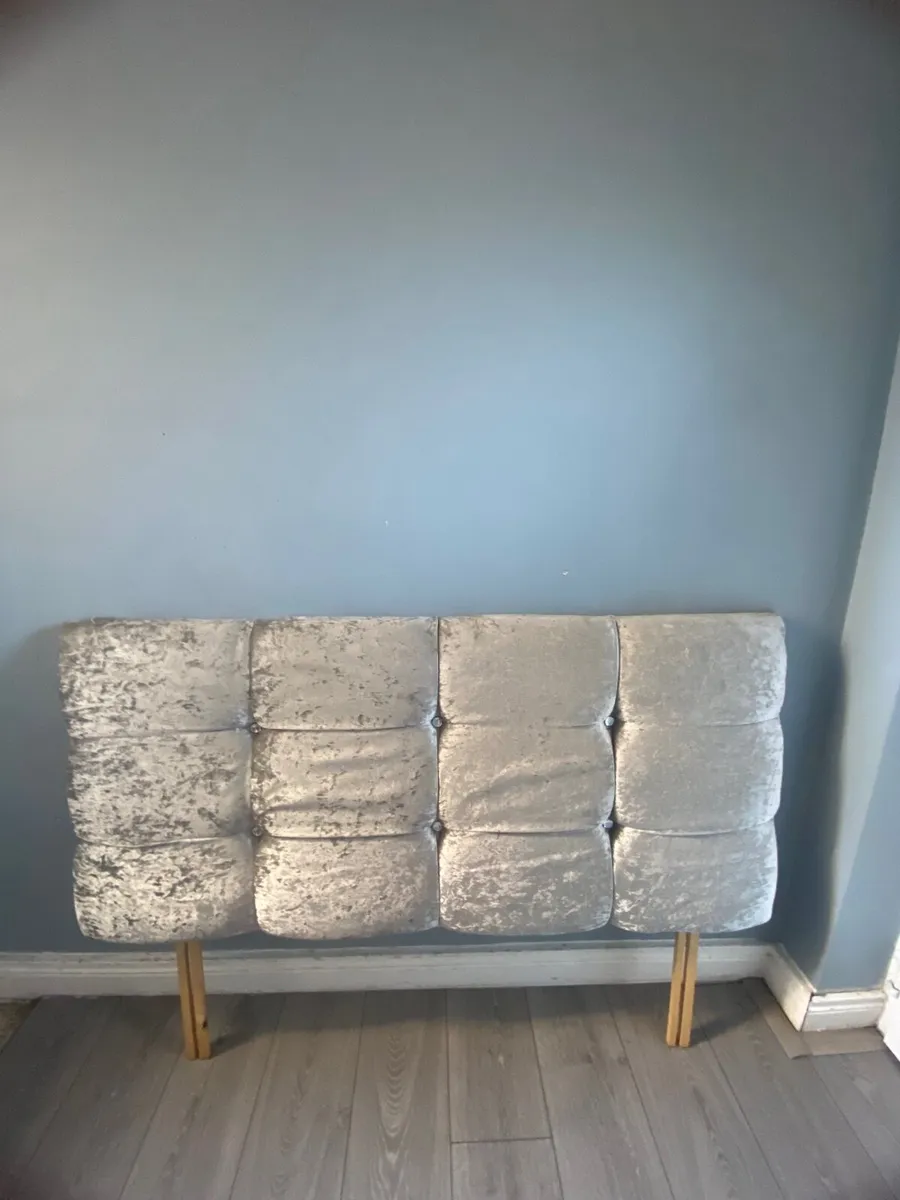 Bed - Image 1