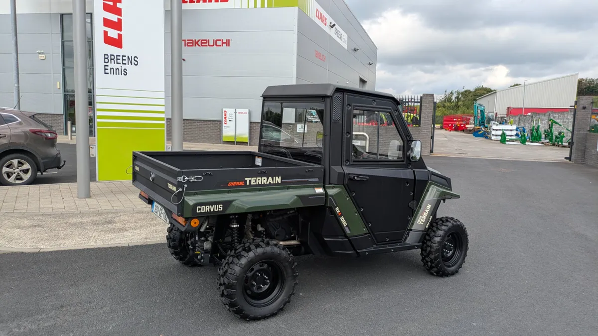2023 Corvus DX4 UTV - Image 2
