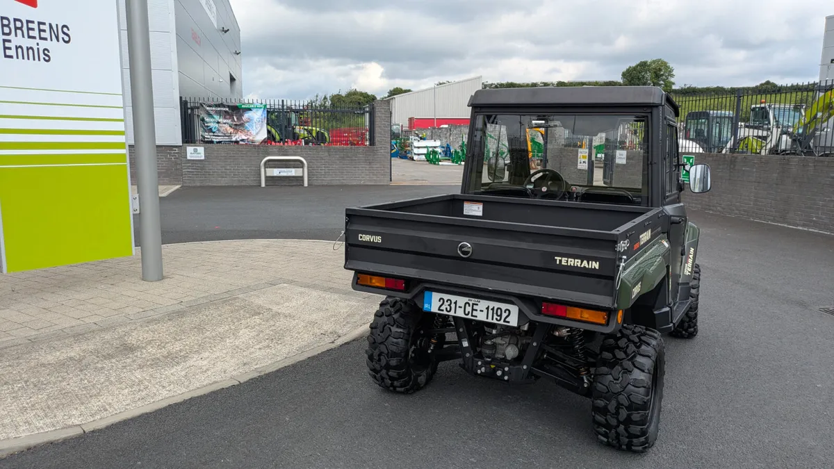 2023 Corvus DX4 UTV - Image 3