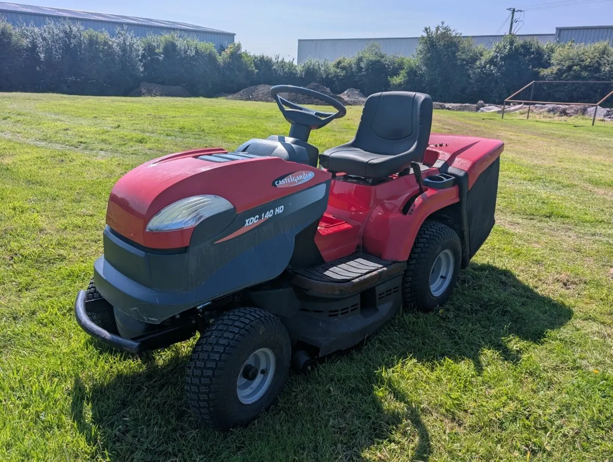 2015 Castelgarden XDC 140HD ride on lawnmower - Image 1