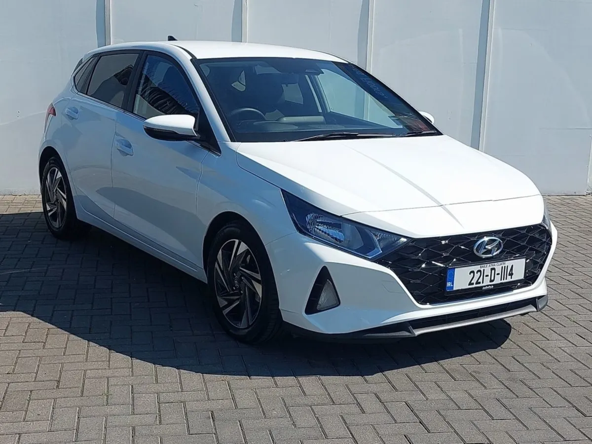 Hyundai i20 1.0 Deluxe Plus Auto - Image 1