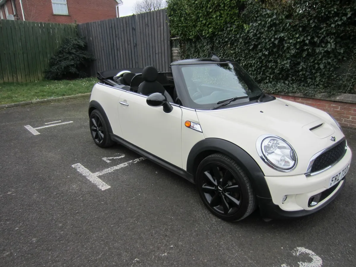 Mini Cooper S 2013 - Image 2