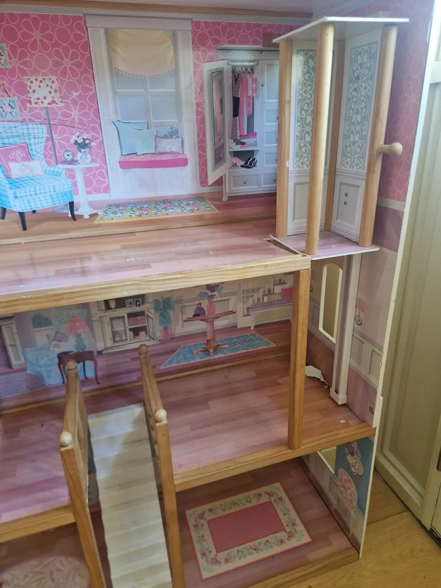 Dolls House - Image 4