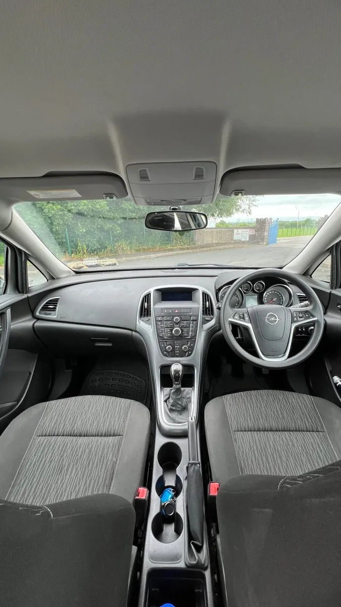 Opel Astra 1.6 diesel - Image 2