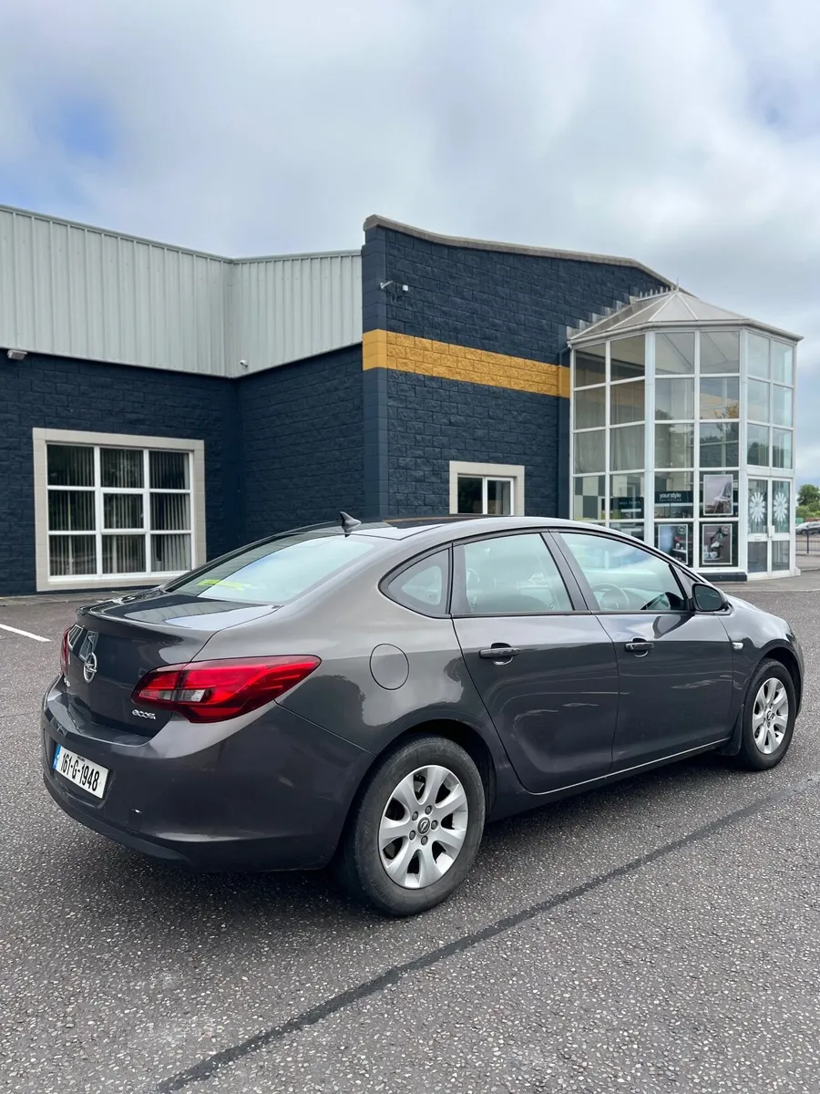 Opel Astra 1.6 diesel - Image 4