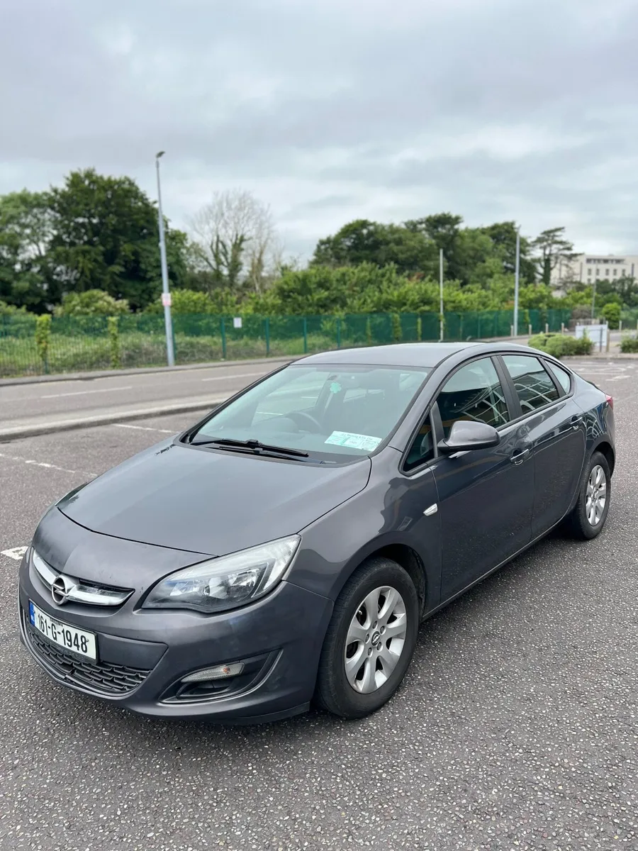 Opel Astra 1.6 diesel - Image 1