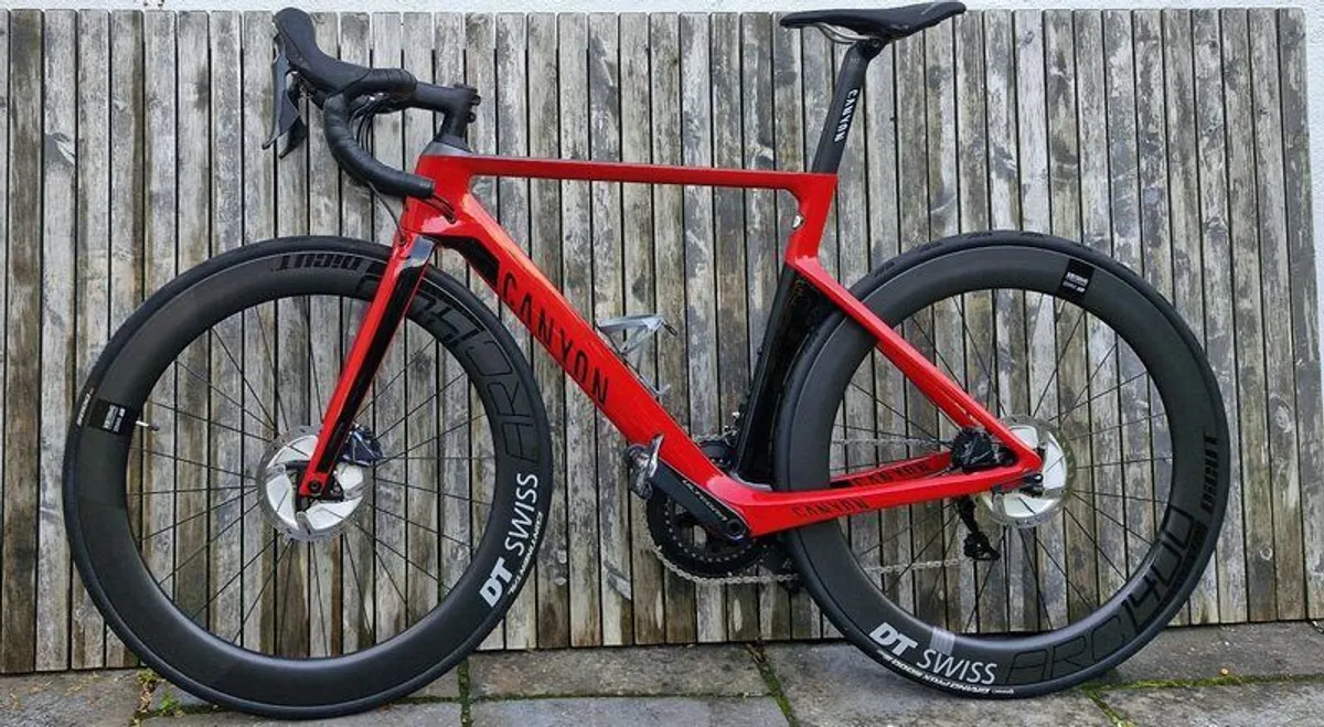 Canyon Aeroad CF SLX Disc 8.0 - Image 2