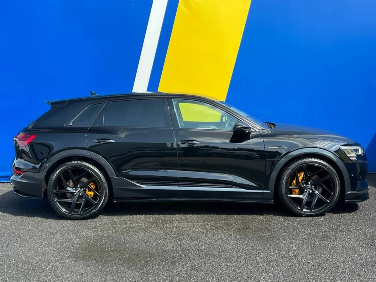 Audi e-tron 50 QUATTRO RS-PERFORMANCE PACK // BLAC - Image 2