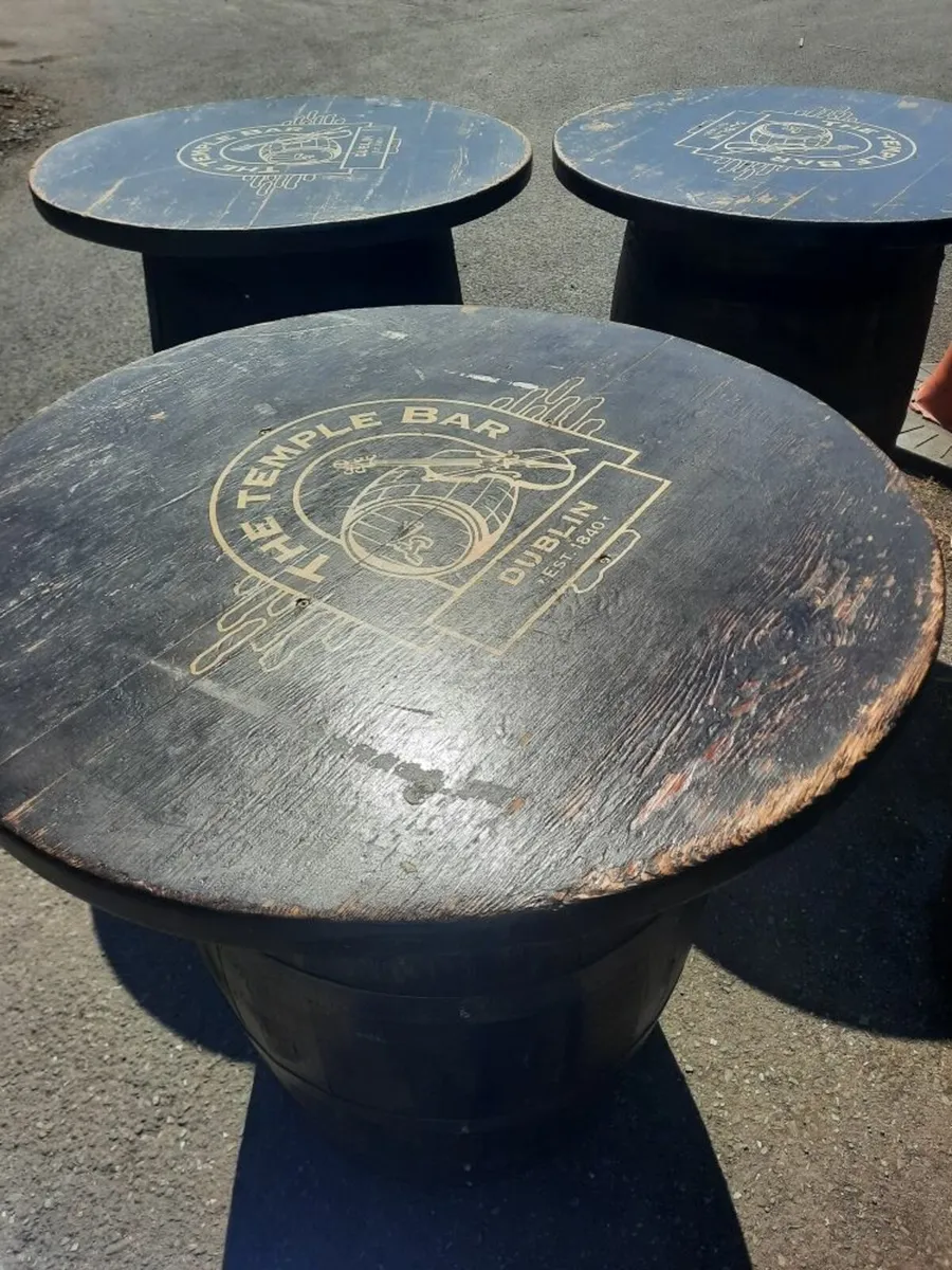 Oak whiskey barrel with table top - Image 2