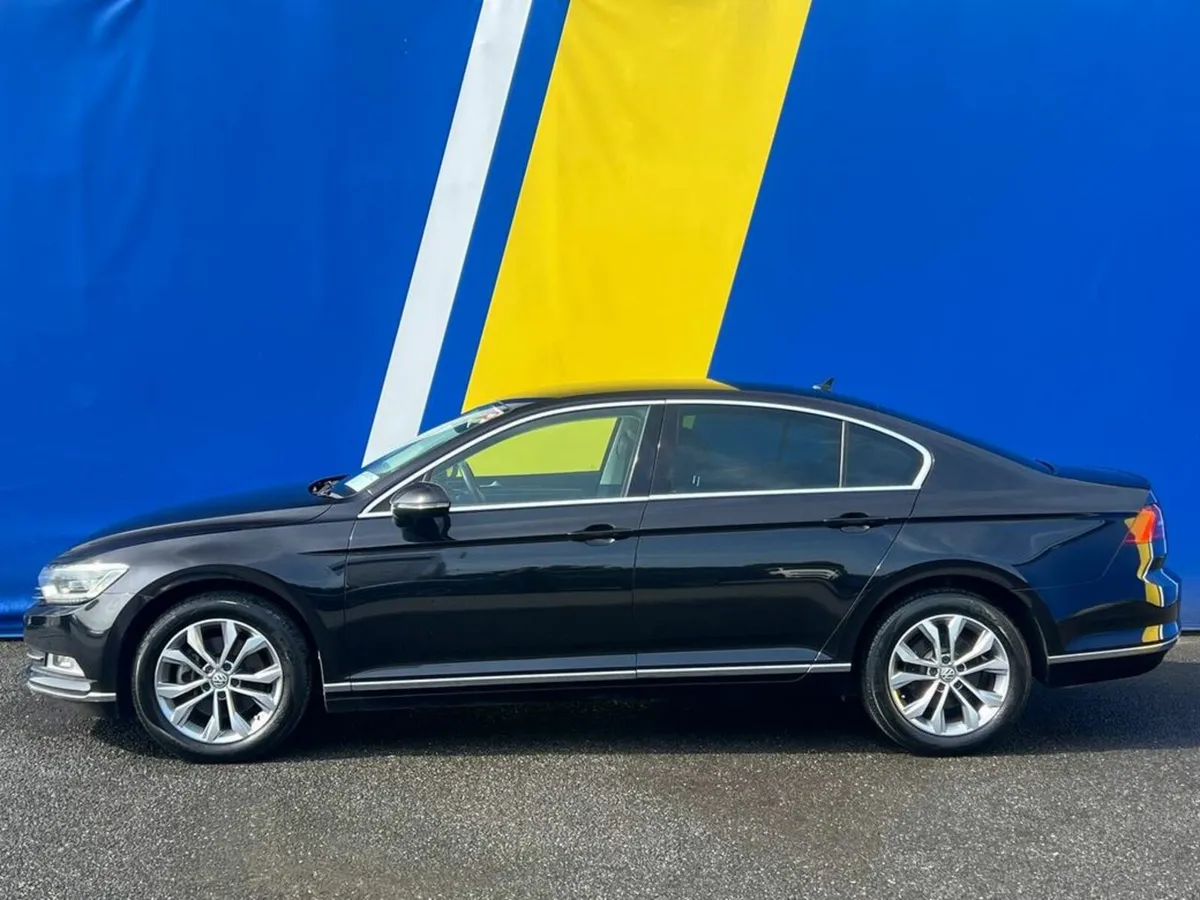 Volkswagen Passat HIGHLINE 1.4 TSI // HEATED/COOLE - Image 3