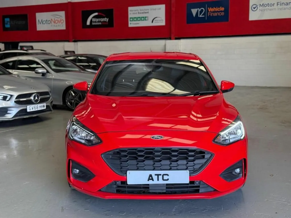 Ford Focus 2019 - Image 2