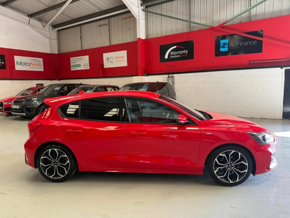 Ford Focus 2019 - Image 4