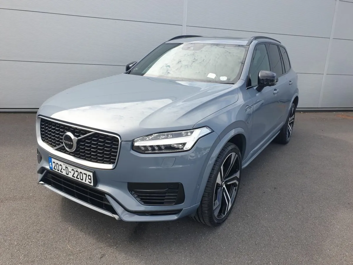 Volvo XC90 T8 R Design PRO Phev AWD 5D - Image 3
