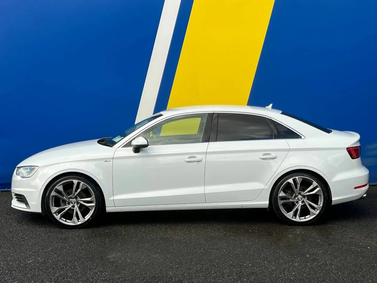 Audi A3 SPORT 1.4 TFSI AUTO // HEATED SEATS // BLU - Image 3