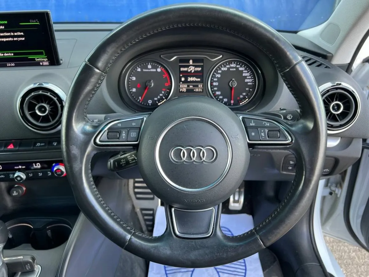 Audi A3 SPORT 1.4 TFSI AUTO // HEATED SEATS // BLU - Image 4