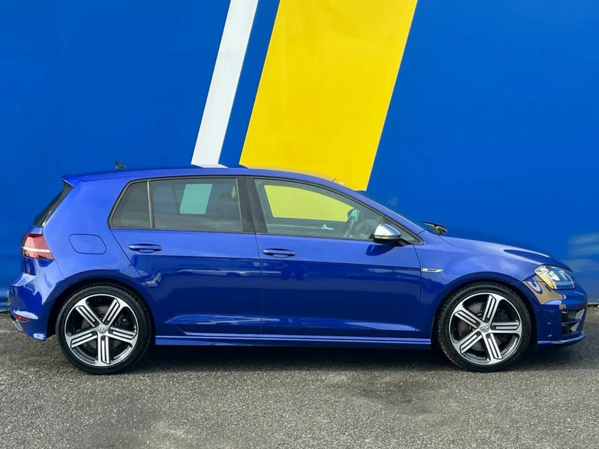 Volkswagen Golf R 4MOTION 2.0 TSI // SERVICE HISTO - Image 2