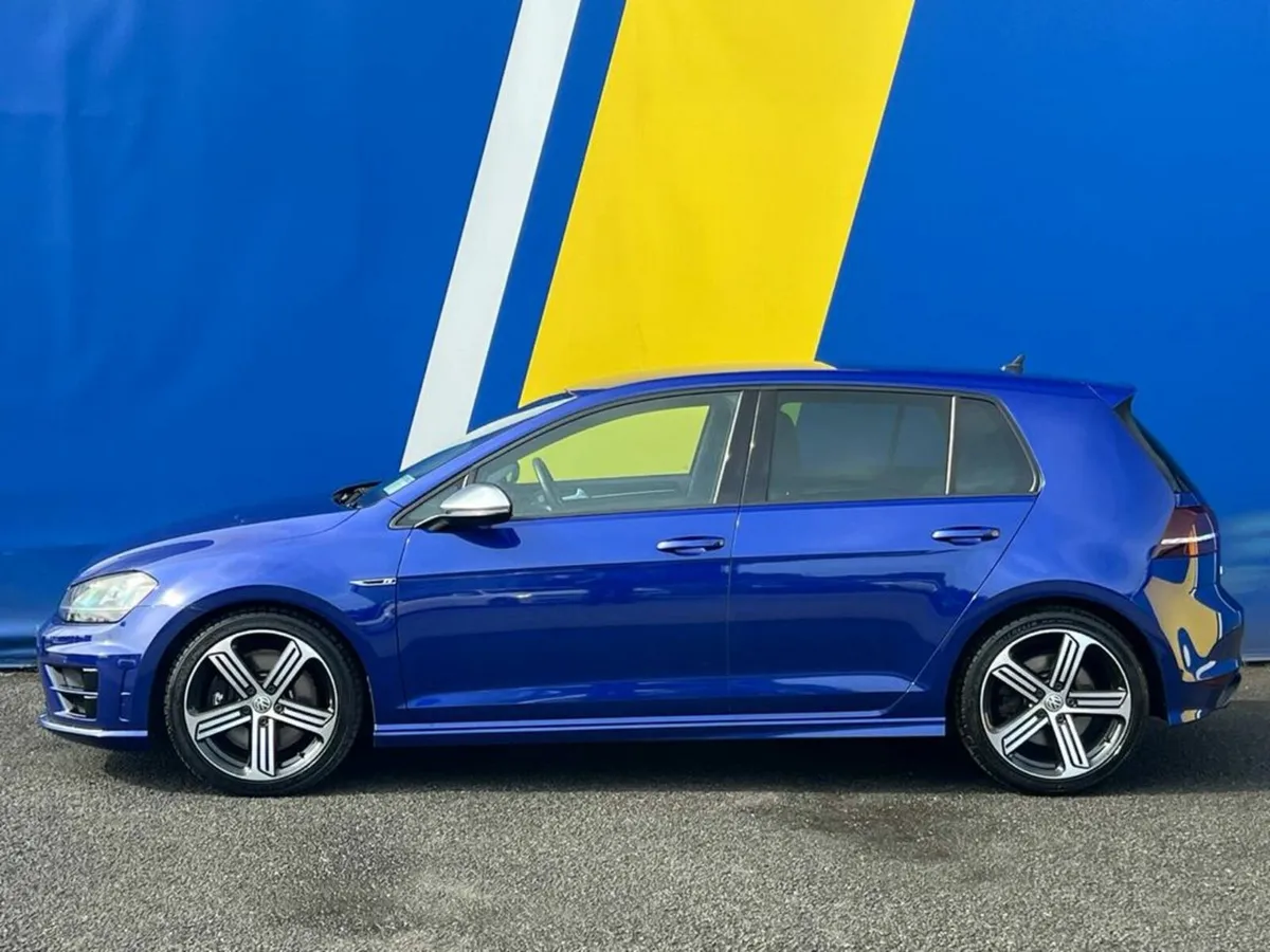 Volkswagen Golf R 4MOTION 2.0 TSI // SERVICE HISTO - Image 3