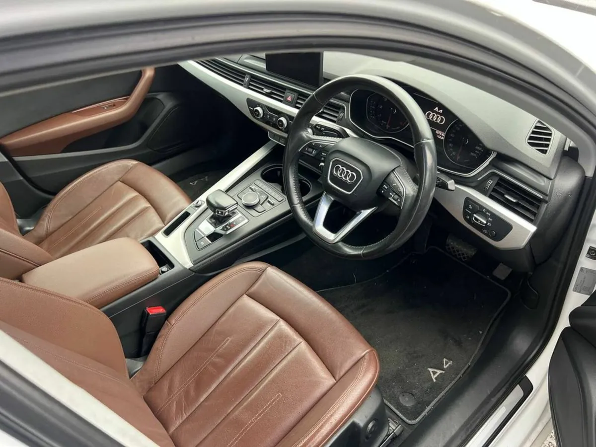 Audi A4 SE ULTRA S-LINE PACK 1.4 TFSI AUTO // LEAT - Image 2