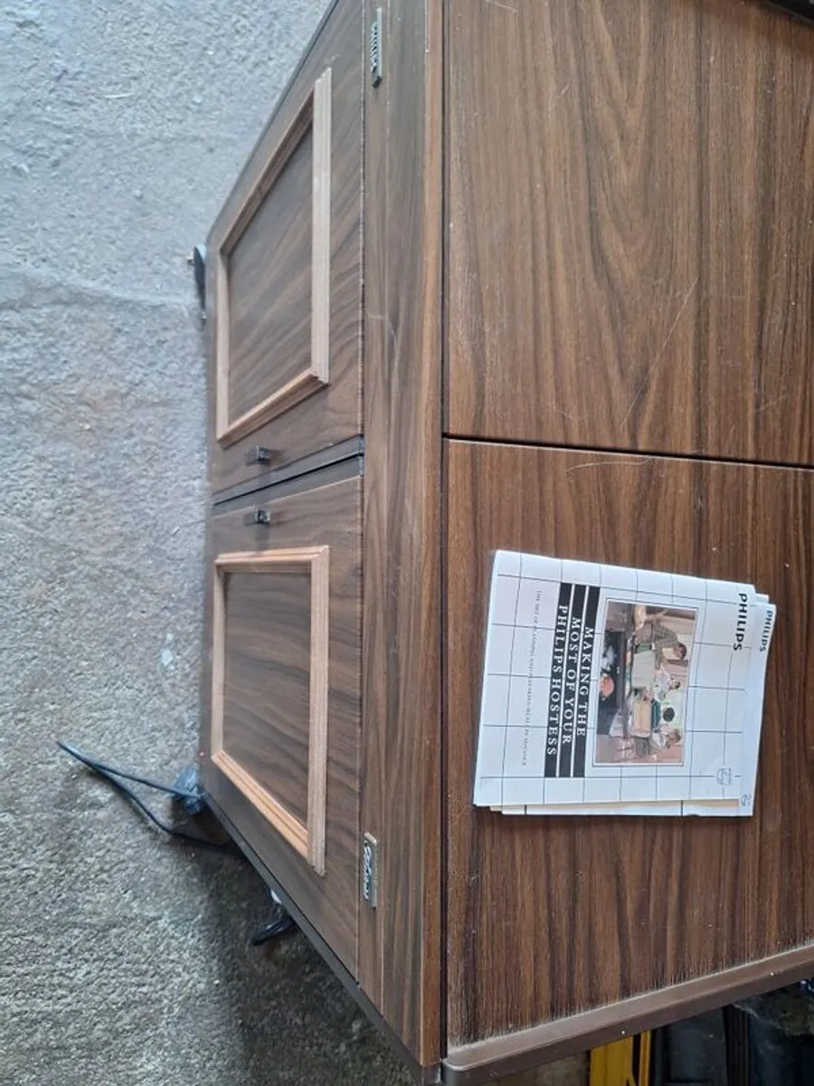 Philips Hostess Trolly - Image 4