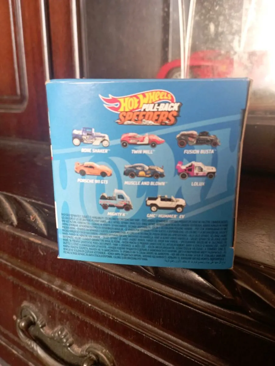 HOT WHEELS DIE-CAST MODLES CARS FOR SALE - Image 3