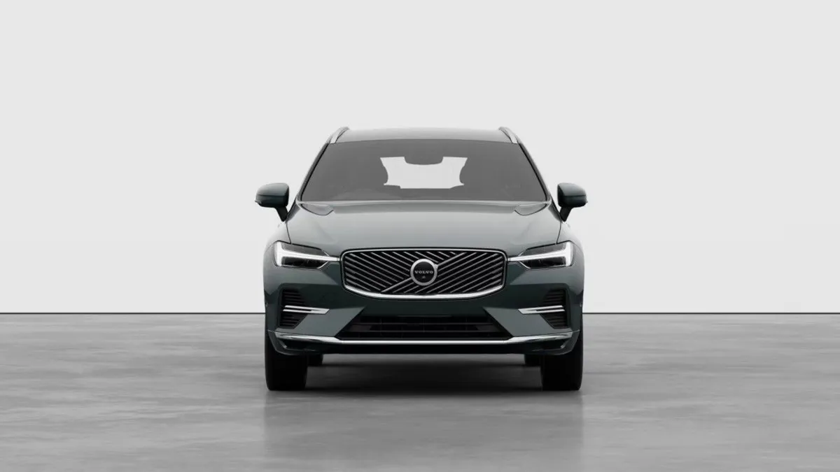 Volvo XC60 Plus Bright With Cardamom Interior - Image 2