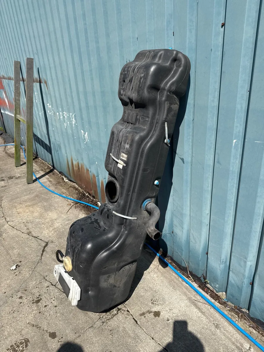 Renault master diesel tank - Image 2