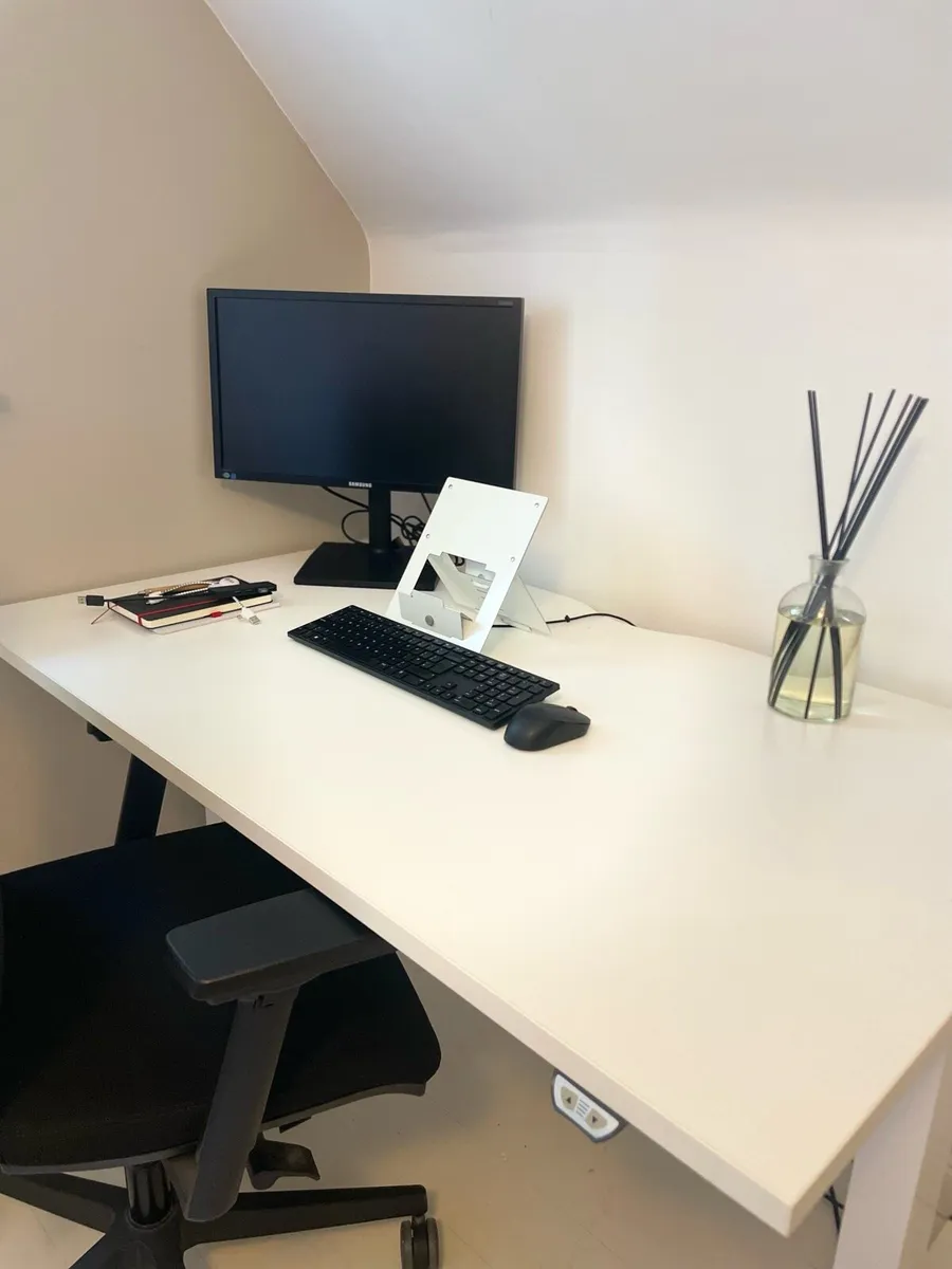 Adjustable office desk - Image 4