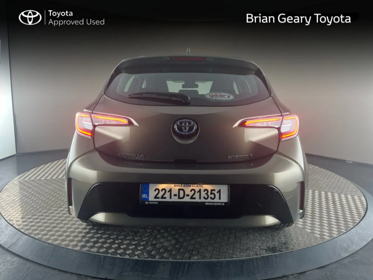 Toyota Corolla HYBRID LUNA H/B - Image 4